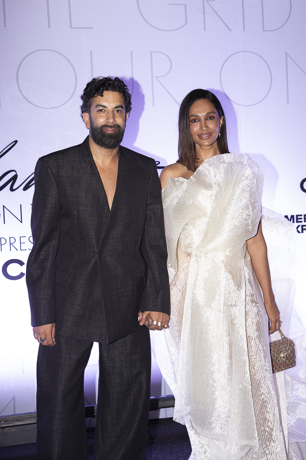 Sharon Johal and husband Ankur Dogra are the hottest Fashion Celebrity Couple right now, as they arrive in Style at the AusGP – ‘Glamour on the Grid’.